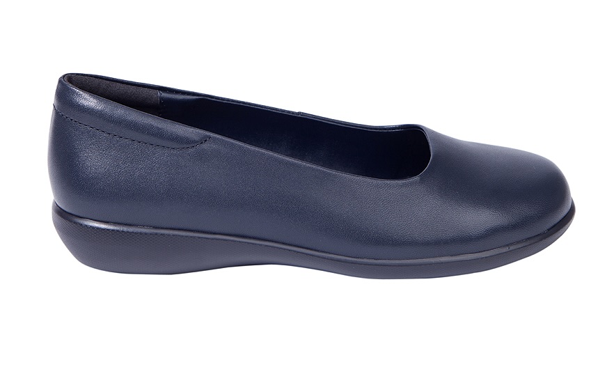 Ladies Genuine Leather Flat Pumps