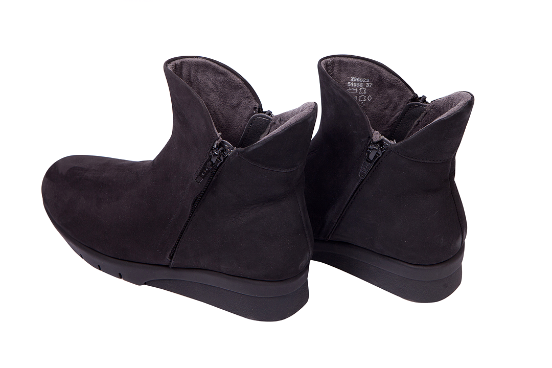 洋楽 Sydney 40% off on Green Cross Ladies Suede Wedge Boots | OneDayOnly