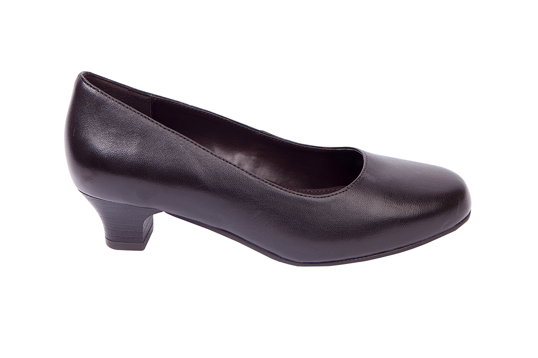 31% off on Ladies Leather Court Shoes | OneDayOnly