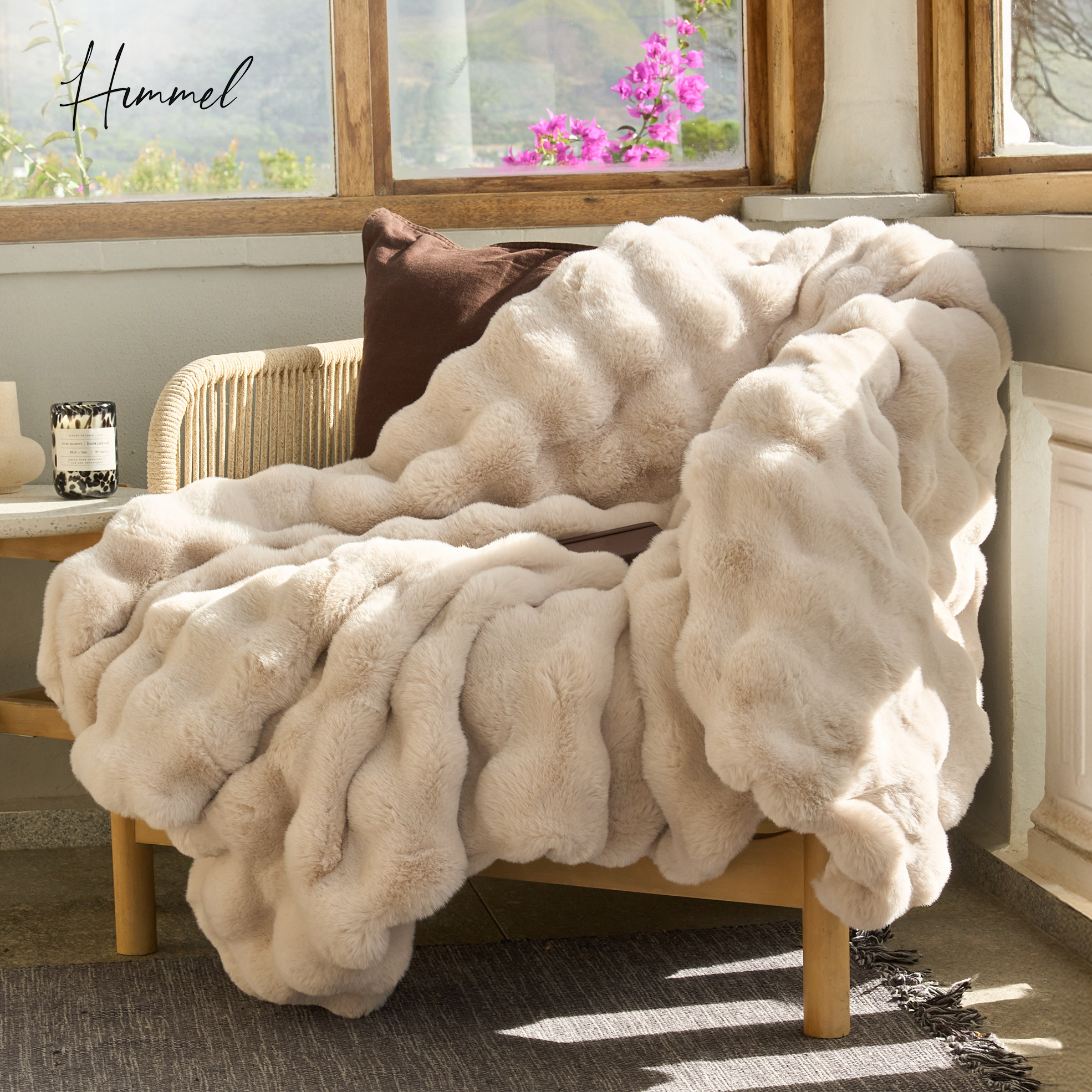 Chunky Bubble Faux Fur Blanket