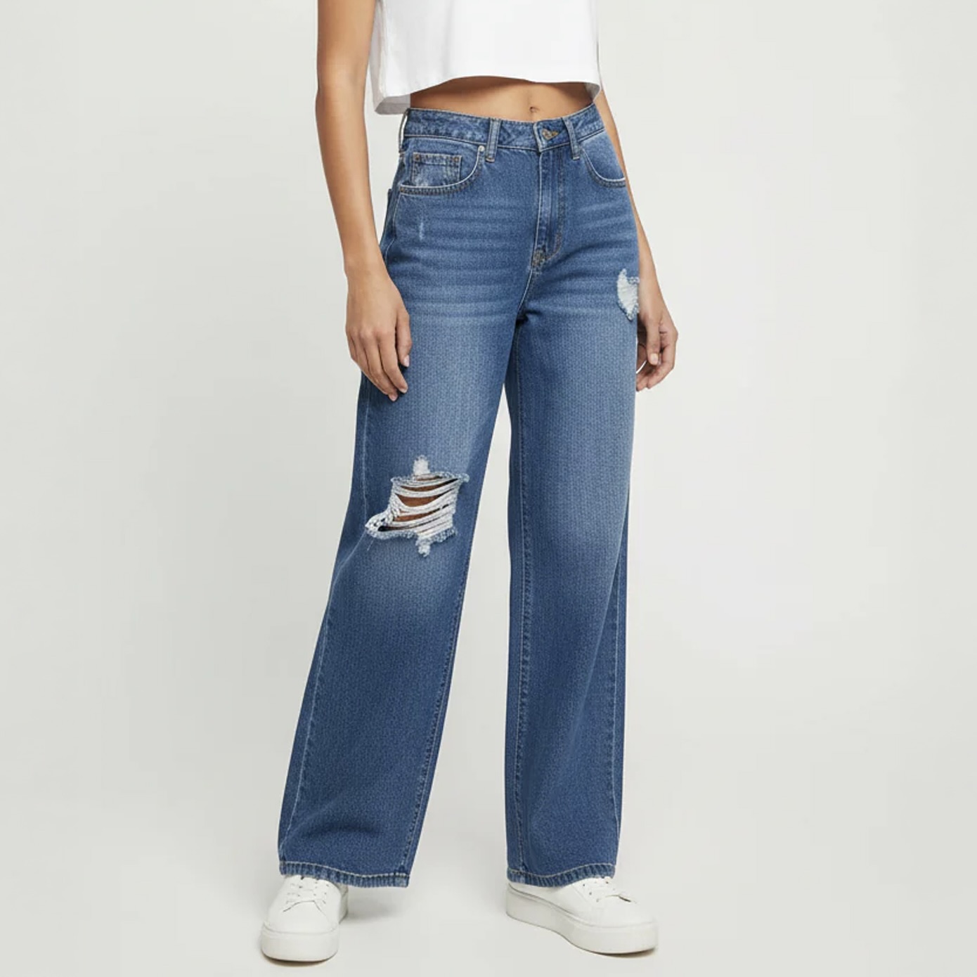 Ladies Medium Wash Wide Leg Ripped Jeans