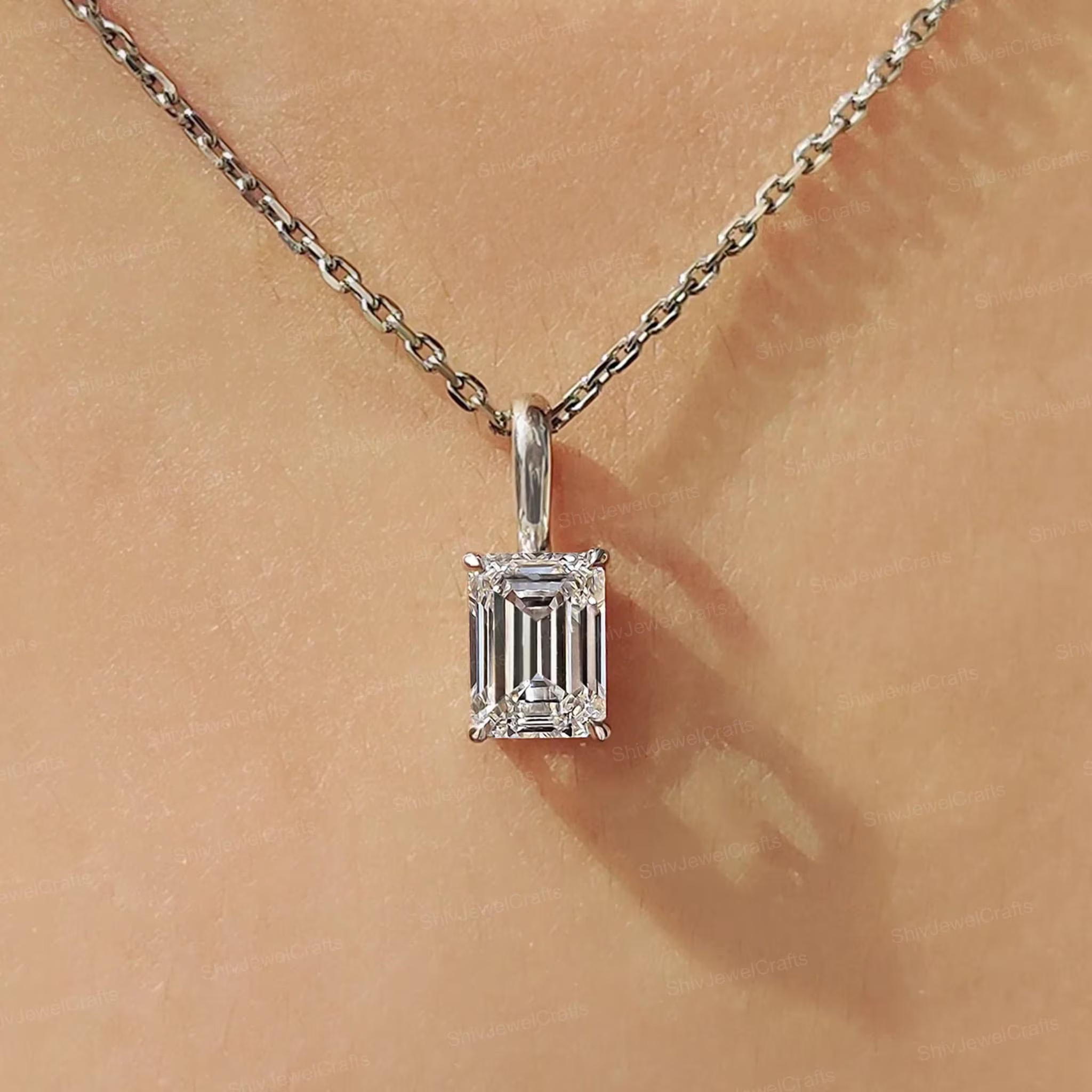 9ct Gold Lab Grown Diamond Solitaire Pendant