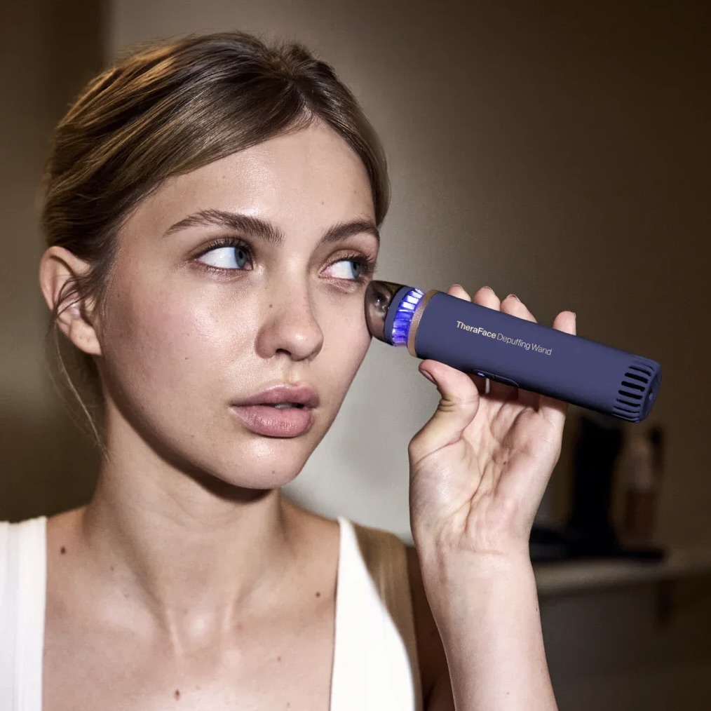 TheraFace Depuffing Wand