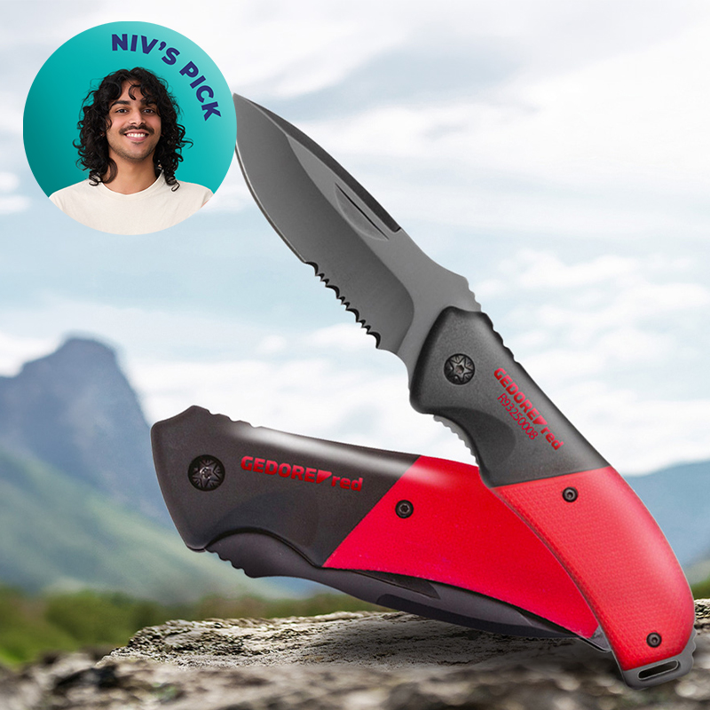 Pocket Knife with Blade Locking Feature