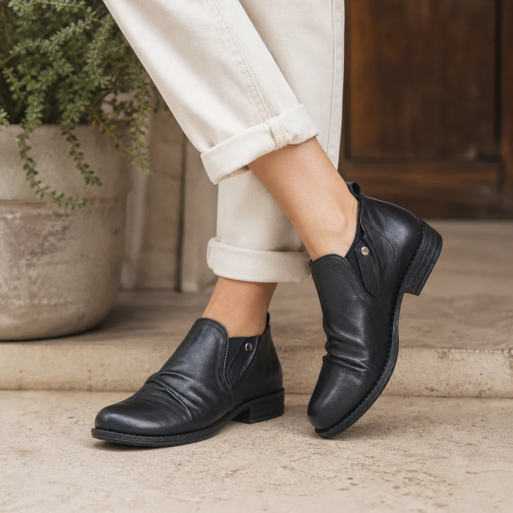 Ladies Genuine Leather Scotch Boots