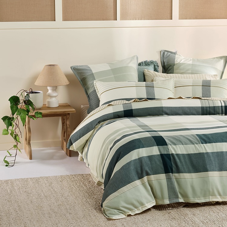 Levon Jade Duvet Cover Set