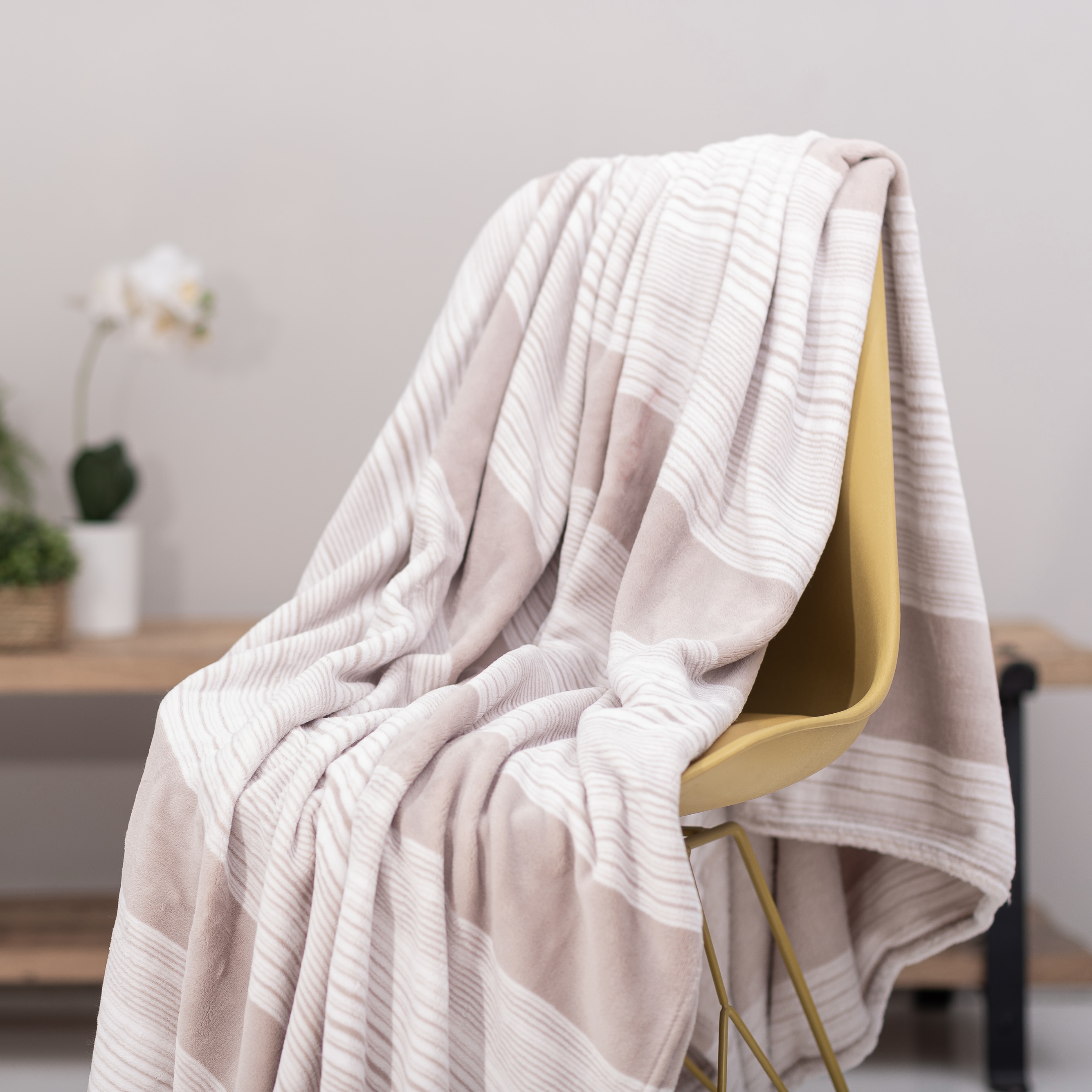 Coco Flannel Throw