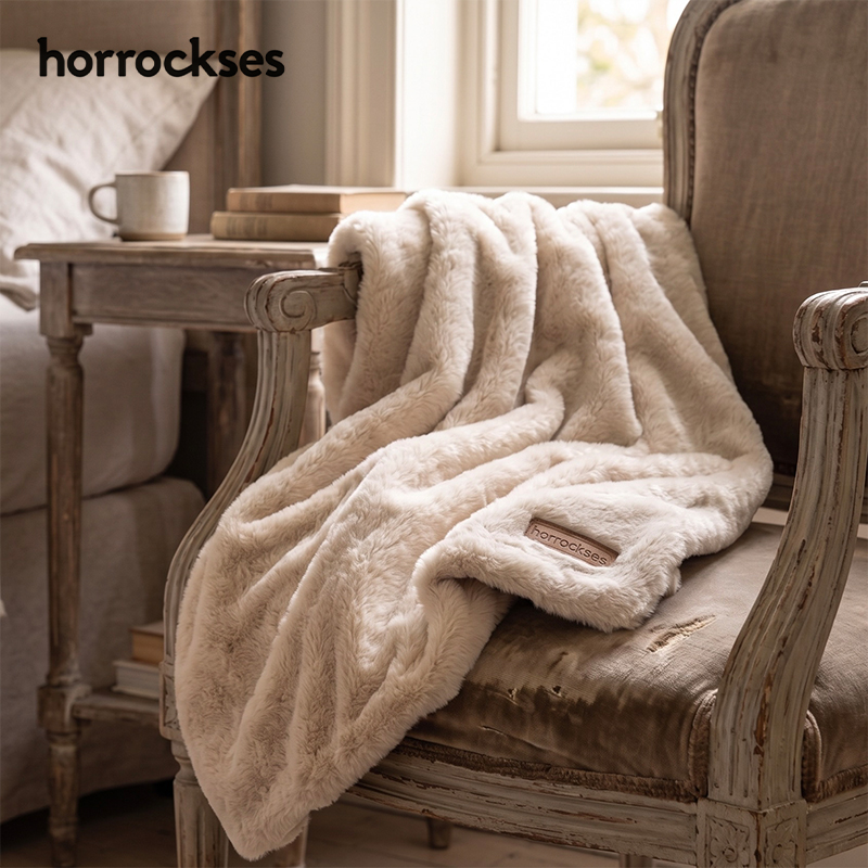 Plush Faux Fur Throw