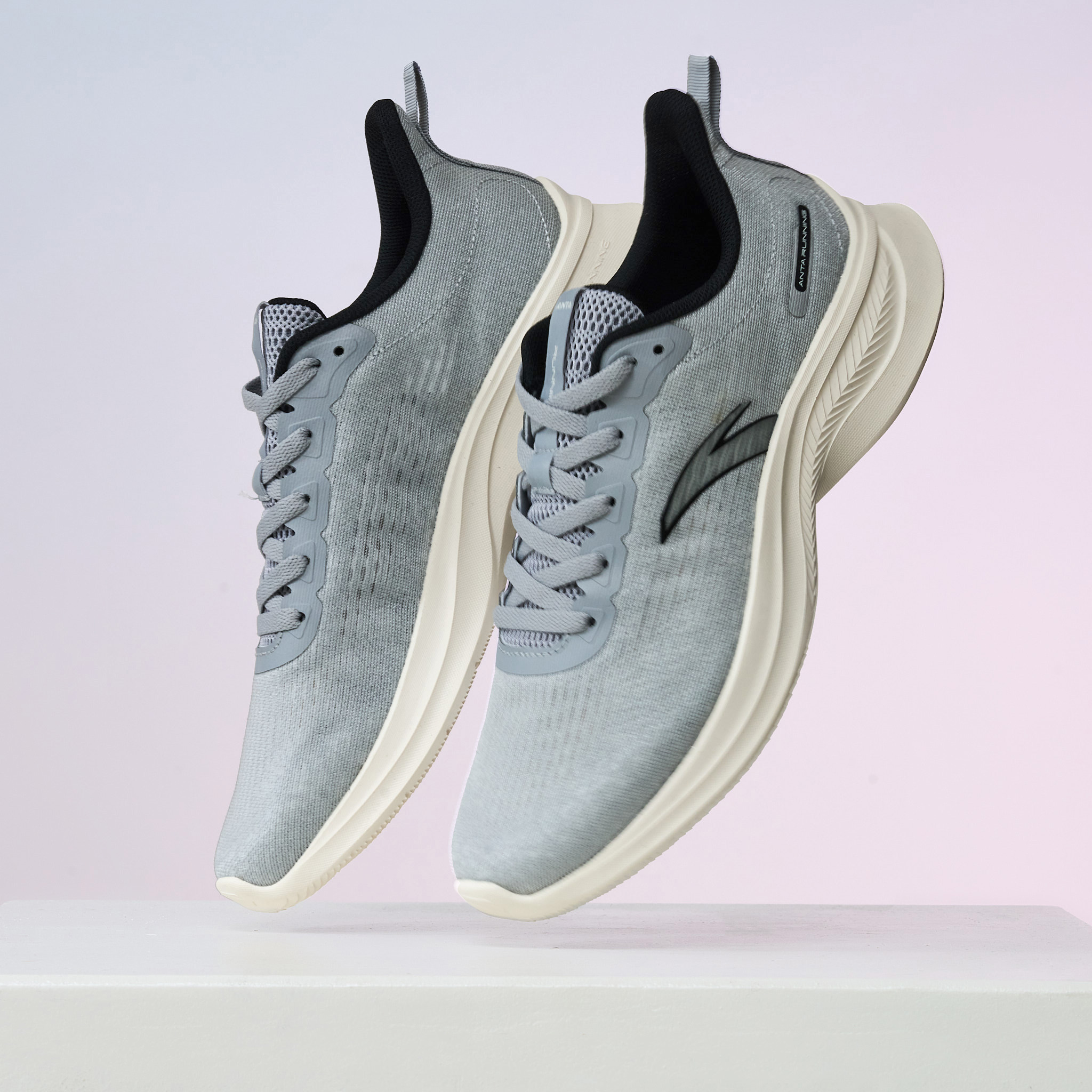 Fog Grey/Black