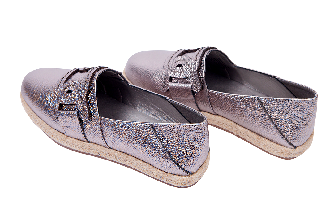 22% off on Ladies Genuine Leather Slip-On | OneDayOnly