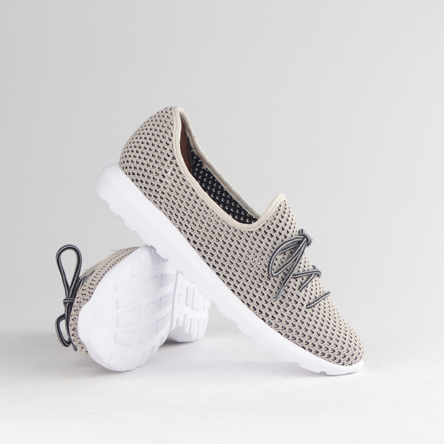 Ladies Cream Mesh Slip-on Sneakers