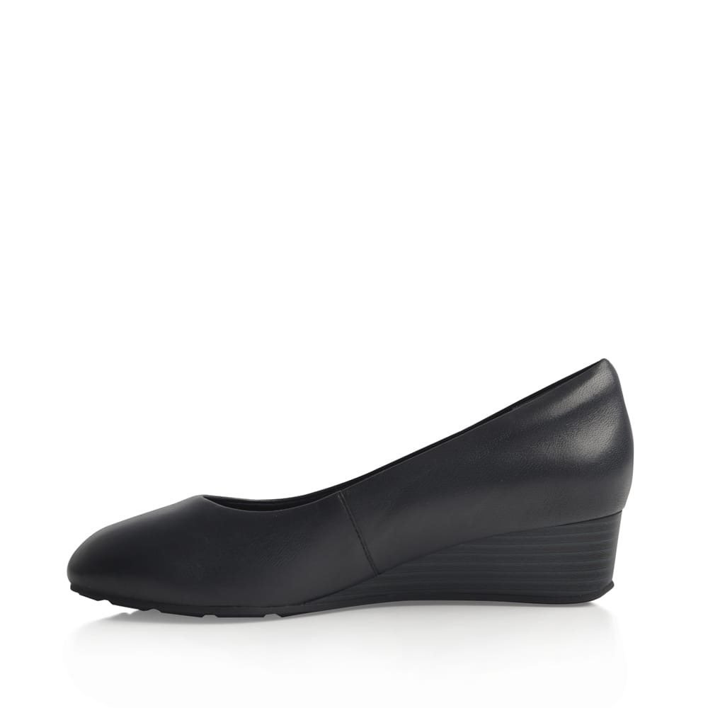 41% off on Ladies Leather Wedge Shoes | OneDayOnly