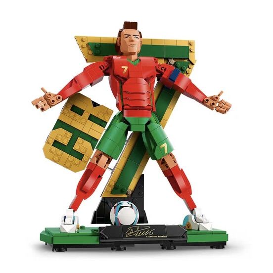 854-Piece Soccer Legend Cristiano Ronaldo