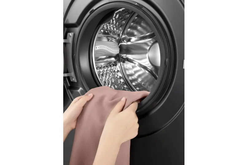 R1,700 off on TCL 8kg Front Load Washer | OneDayOnly