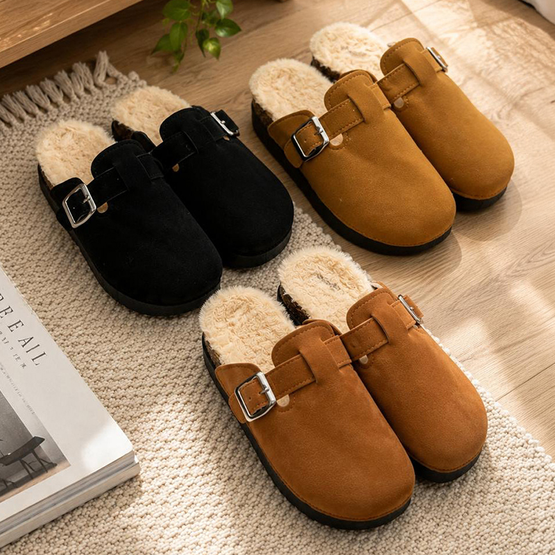 Ladies Faux Suede Clog with Sherpa Lining