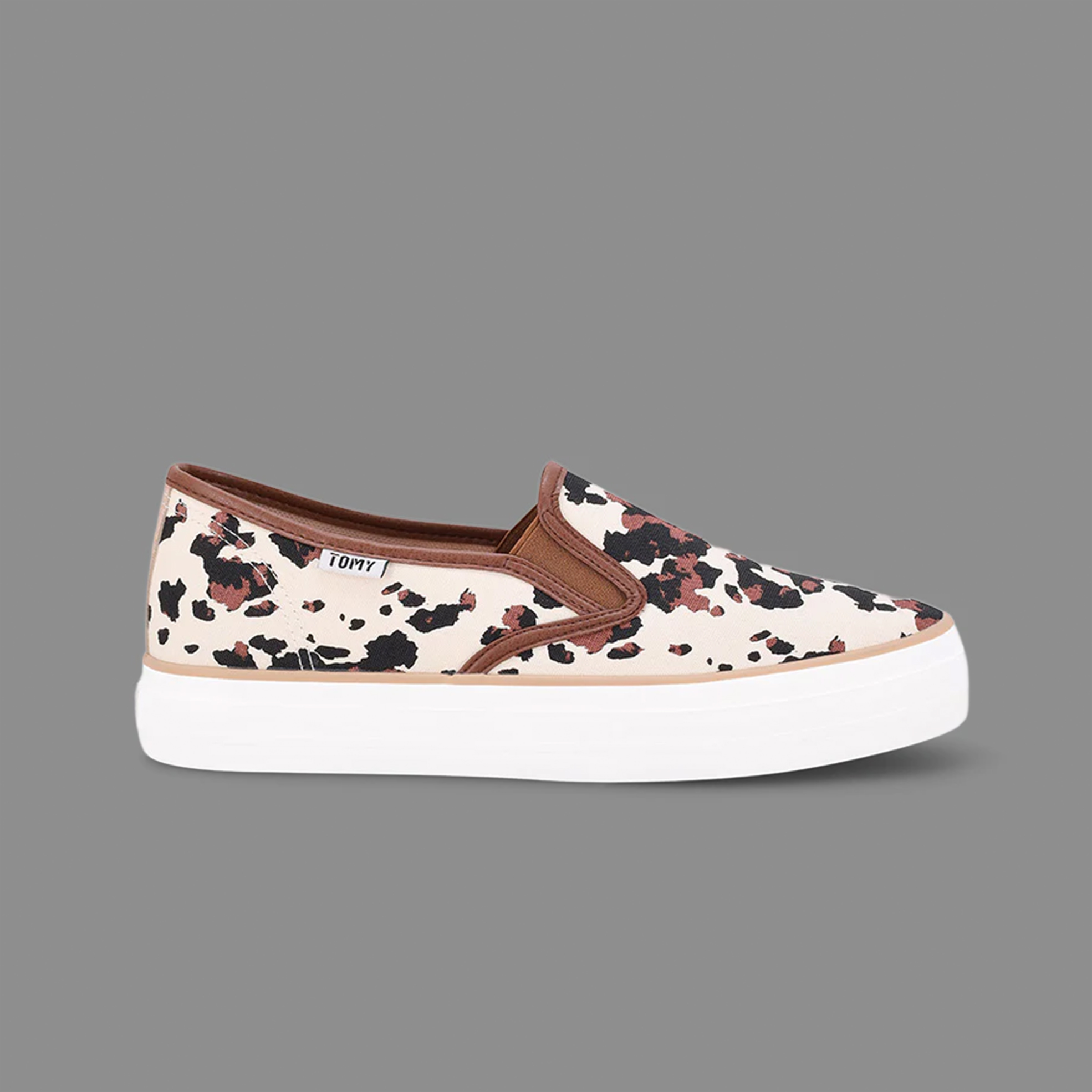 Ladies Ari Slip-On Sneakers