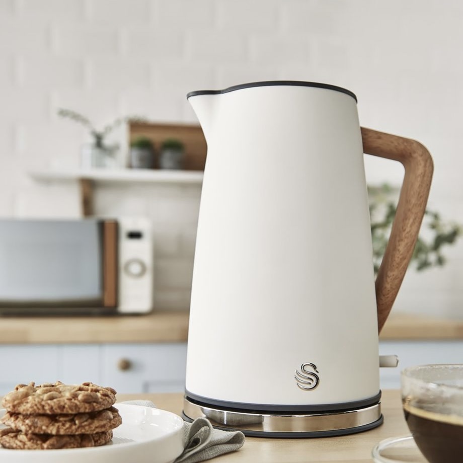1.7L Cordless Kettle