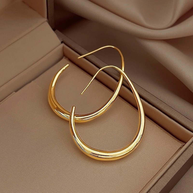18K Gold Isla Hoop Earrings