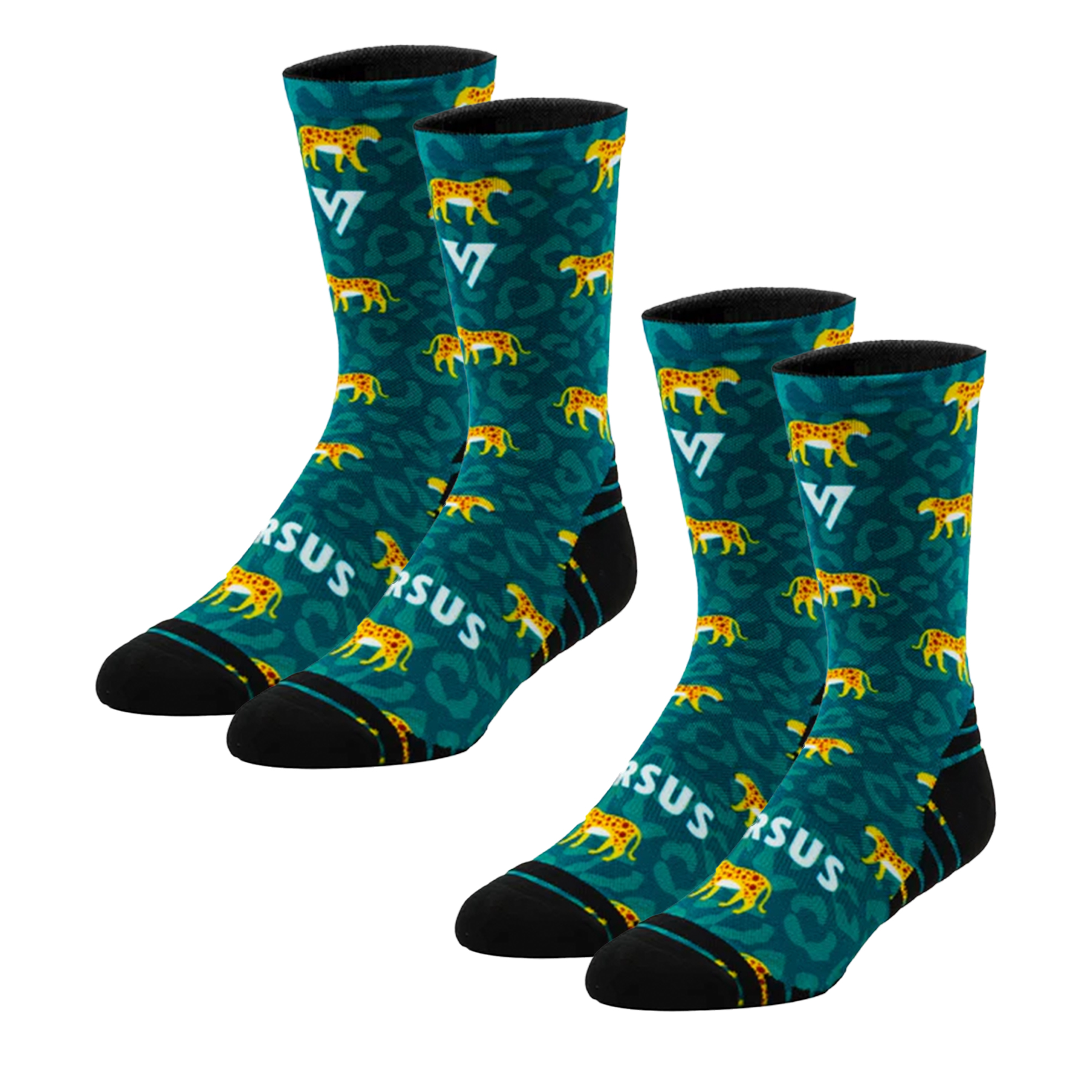 2x Pairs of Unisex Leopard Active Crew Socks