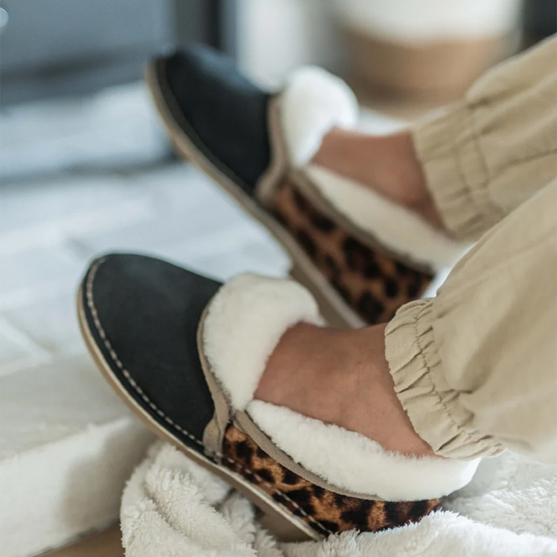 Ladies Top Leopard Genuine Leather Sheepskin Slippers