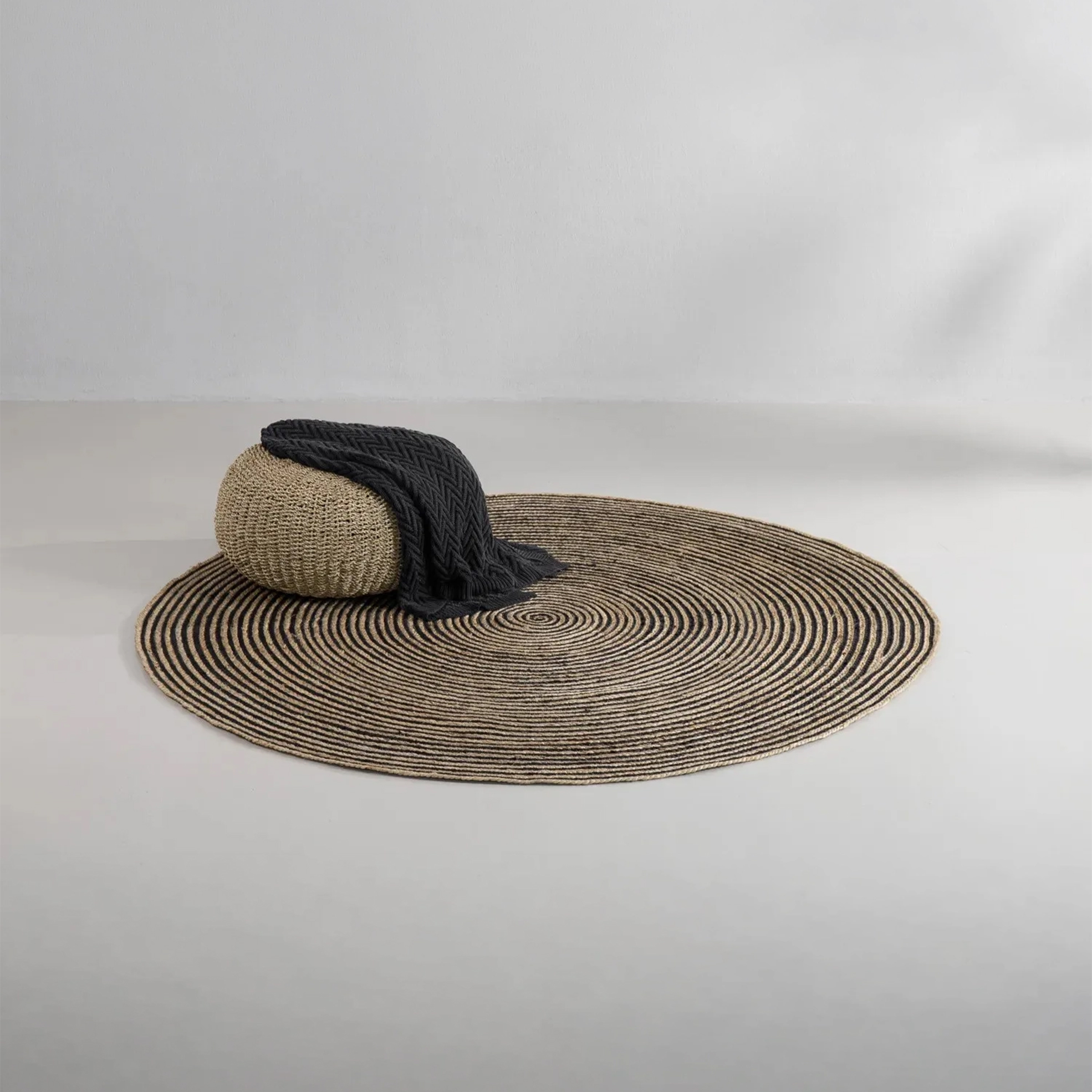 Round Rug