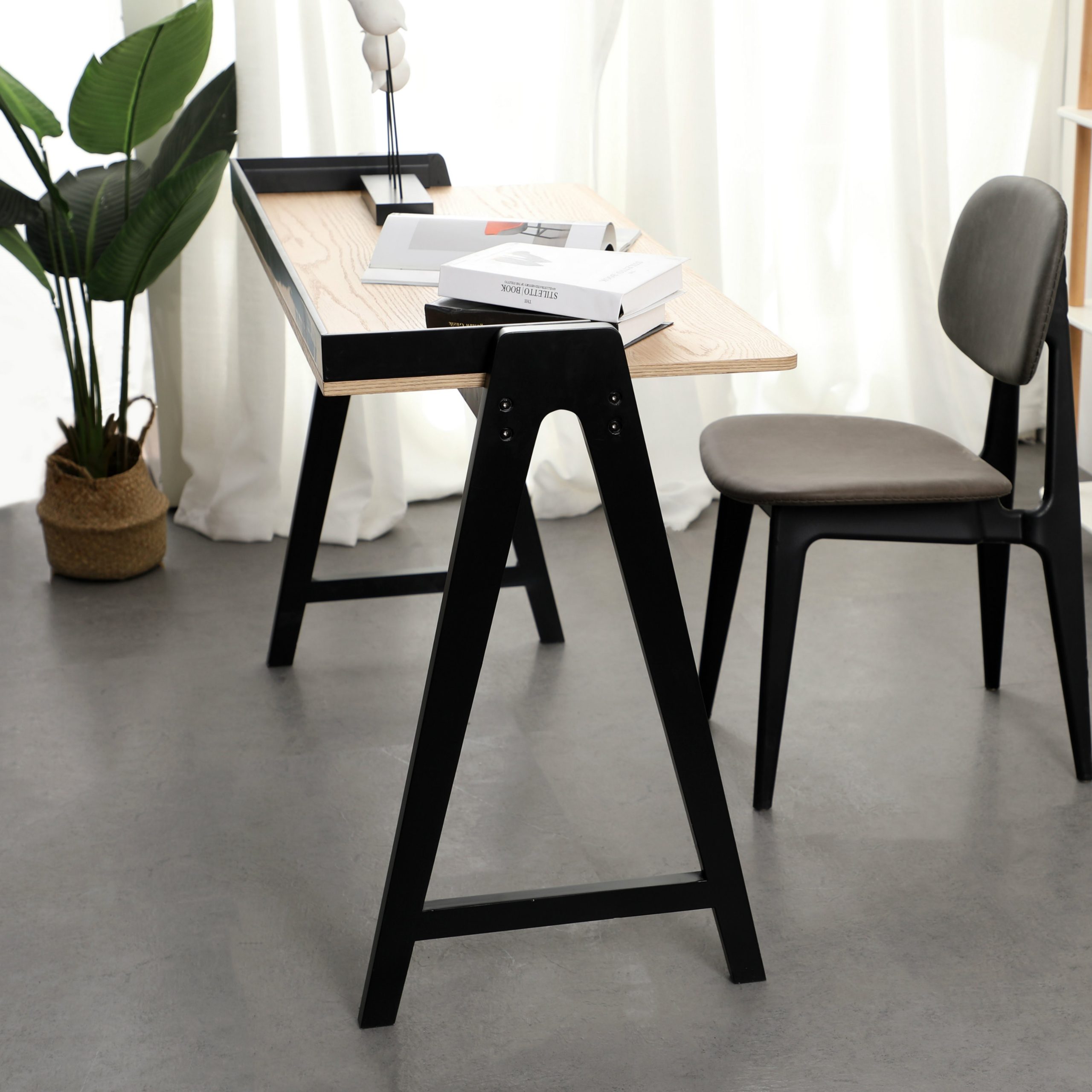 1.2m Modern Saffron Desk