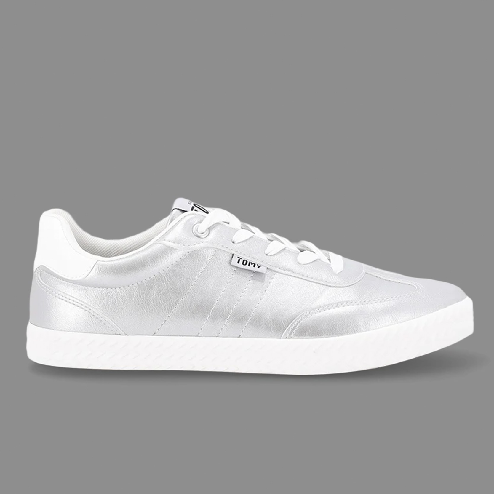 Ladies Pihu Lace Up Sneakers