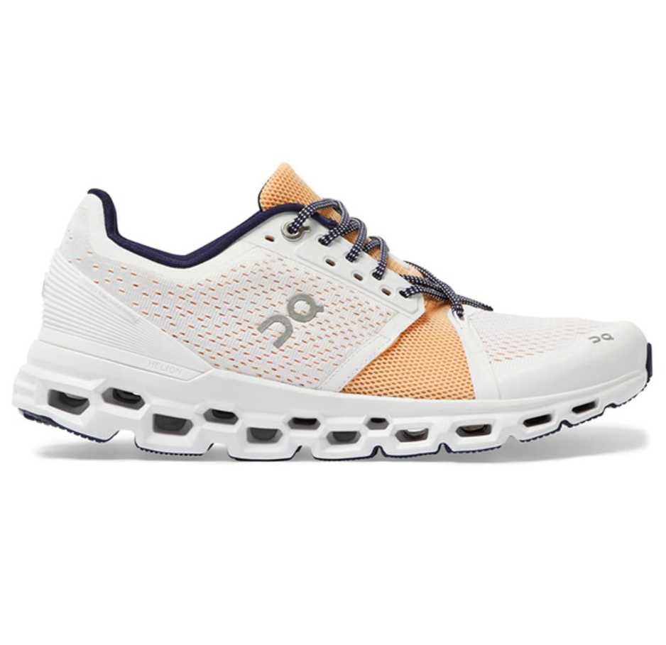 Ladies Cloudstratus Running Shoes
