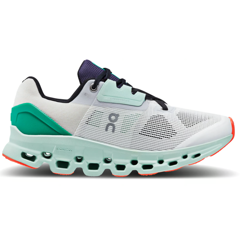 Ladies Cloudstratus 2.0 Running Shoes