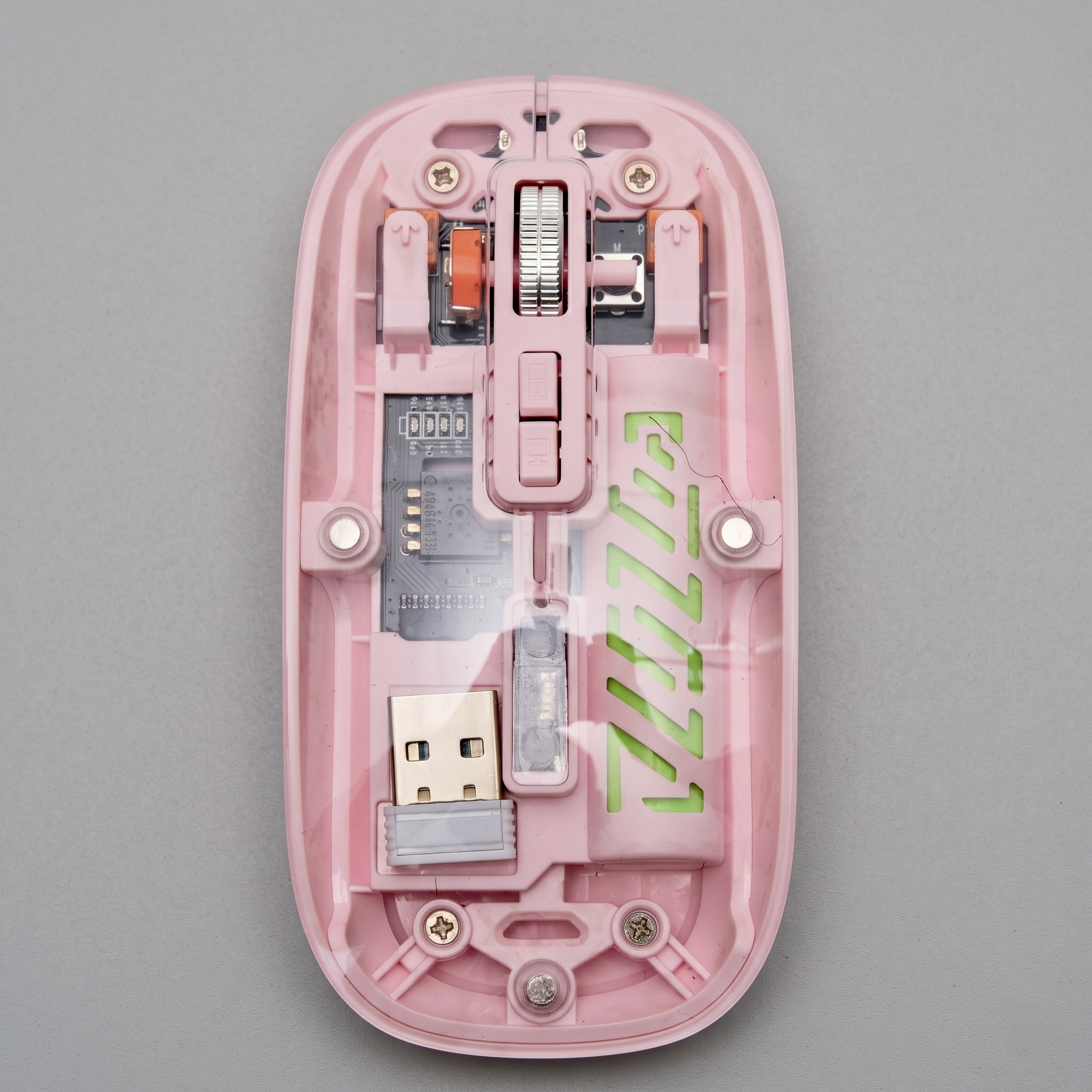 Dual-Mode Wireless Mouse