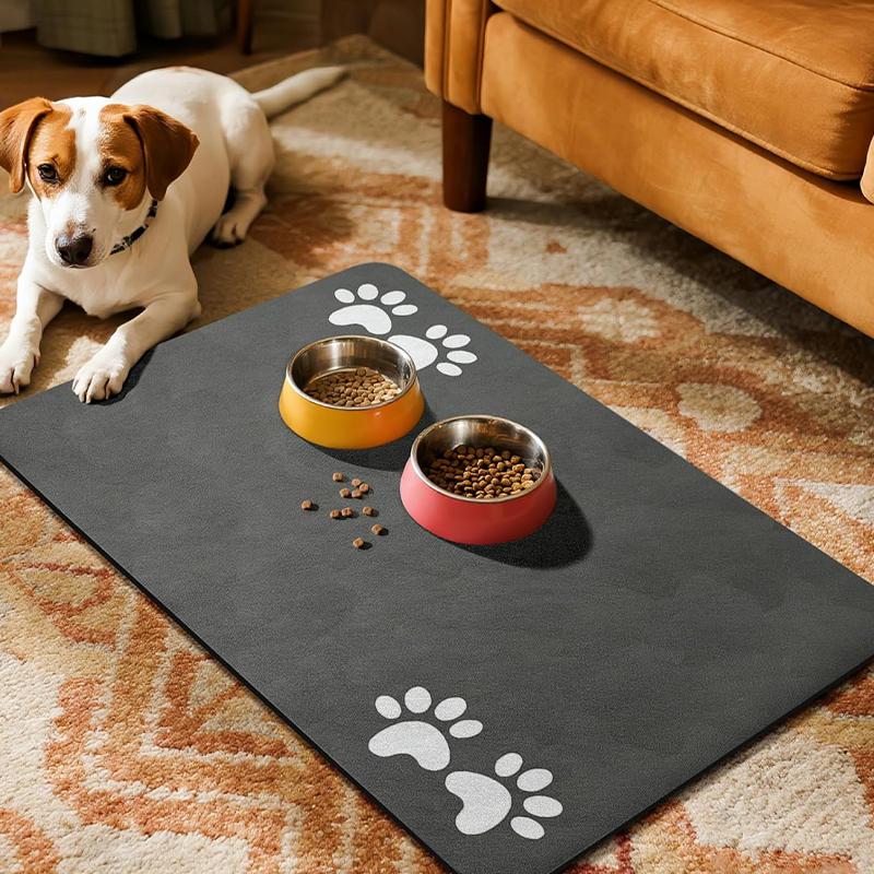 Non-Slip Quick-Drying Pet Feeding Mat