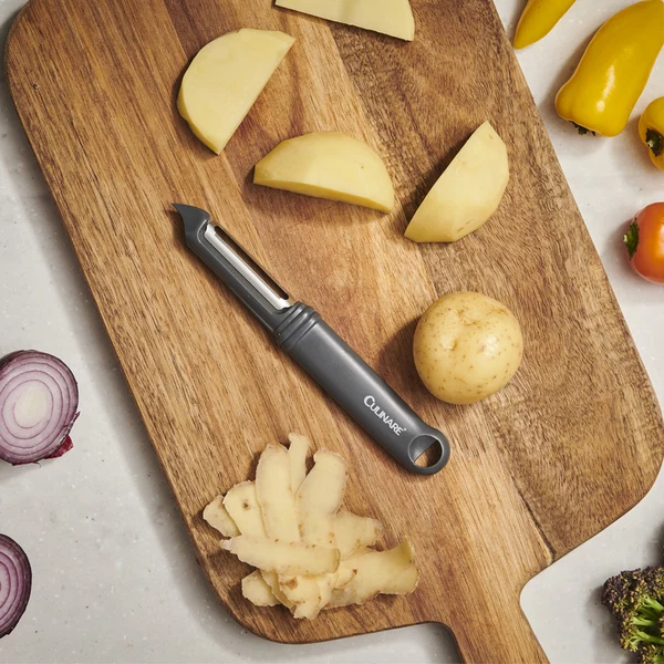 Swivel or Y-Shaped Food Peeler