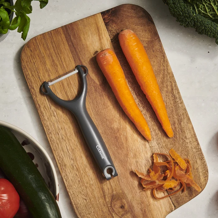 Swivel or Y-Shaped Food Peeler
