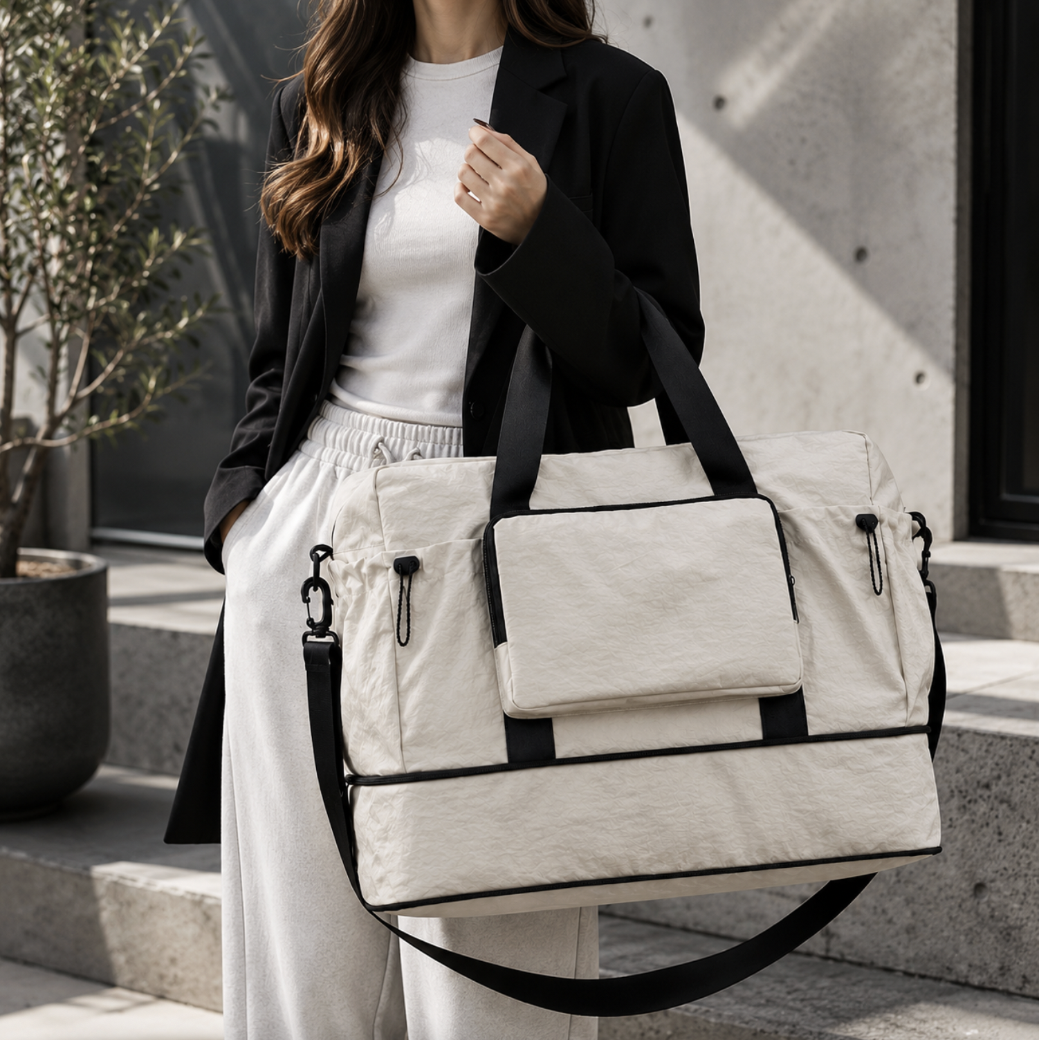 Expandable Travel Duffel Bag with Wet and Dry Storage