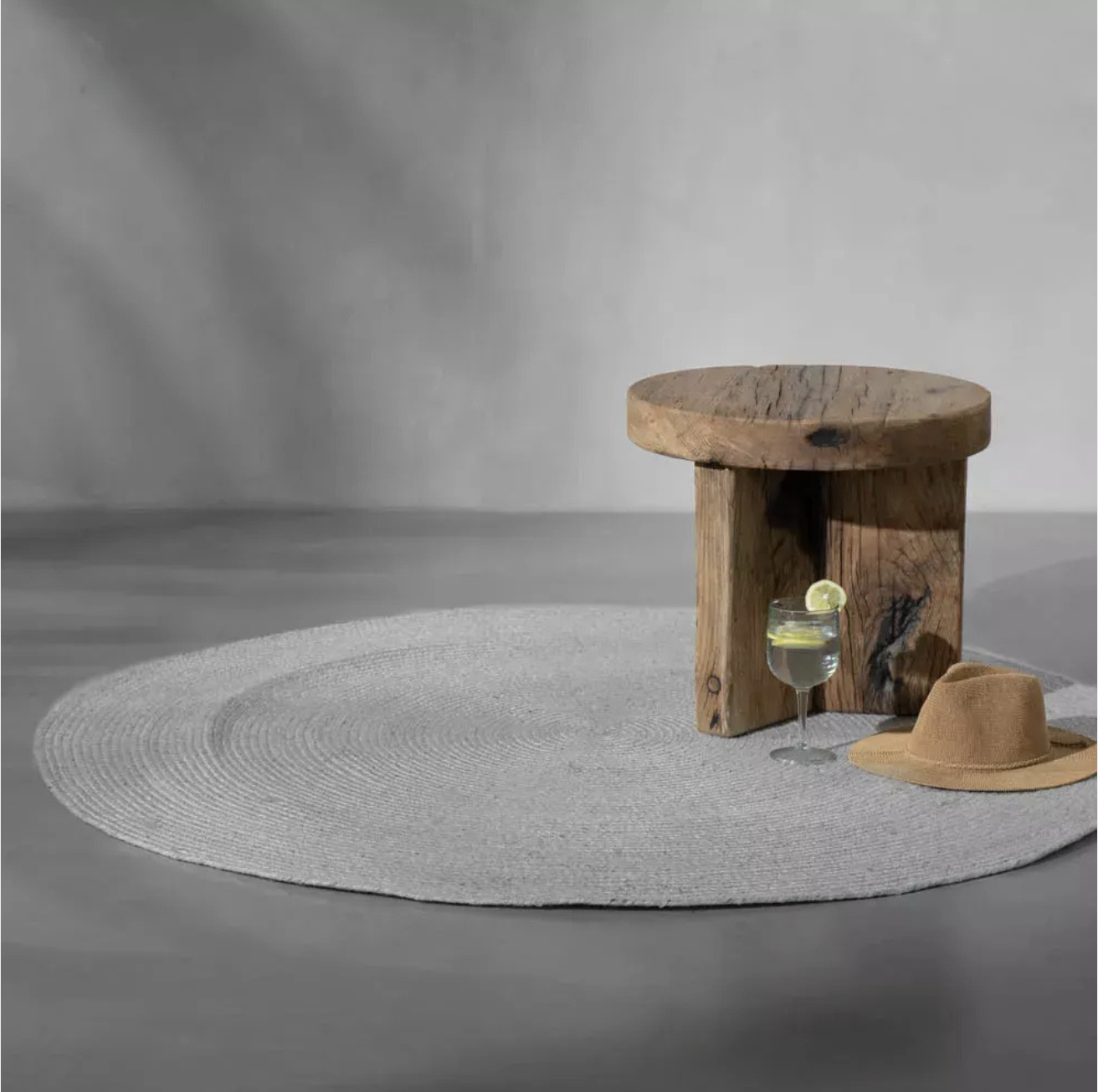 Round Woven Outdoor Rug