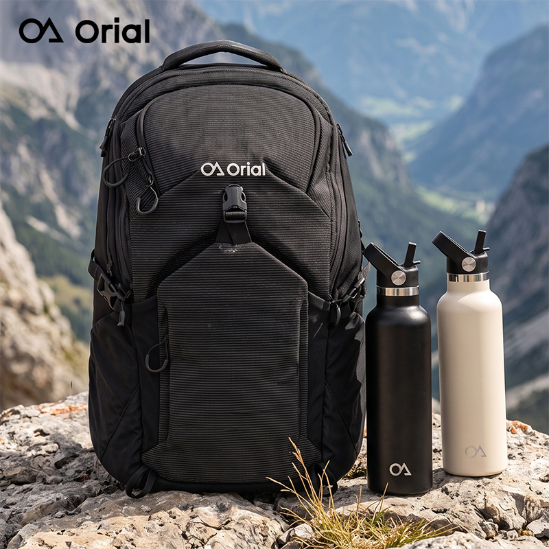 22L Daybreaker Hiking Backpack with 750ml Insulated Flask