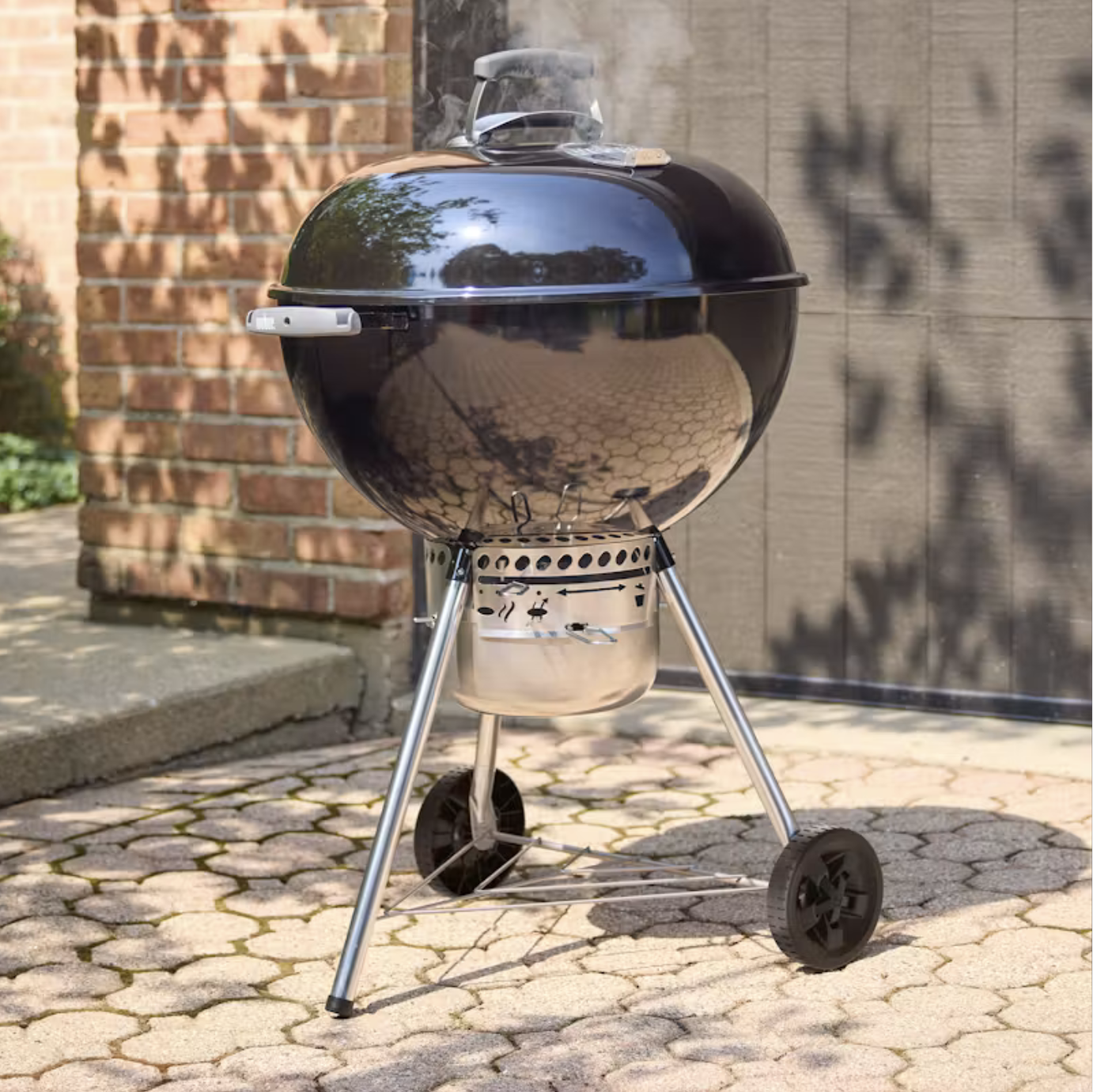 57cm Original Kettle Premium Charcoal Grill