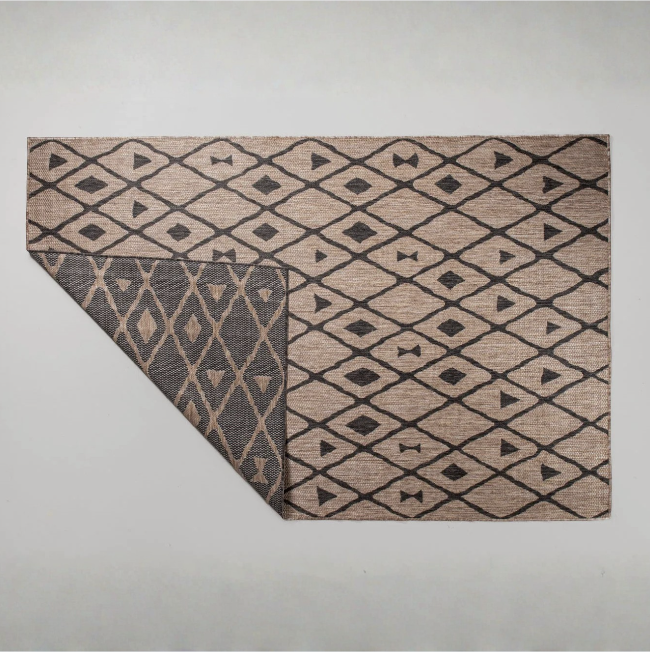 Reversible Patio Rug