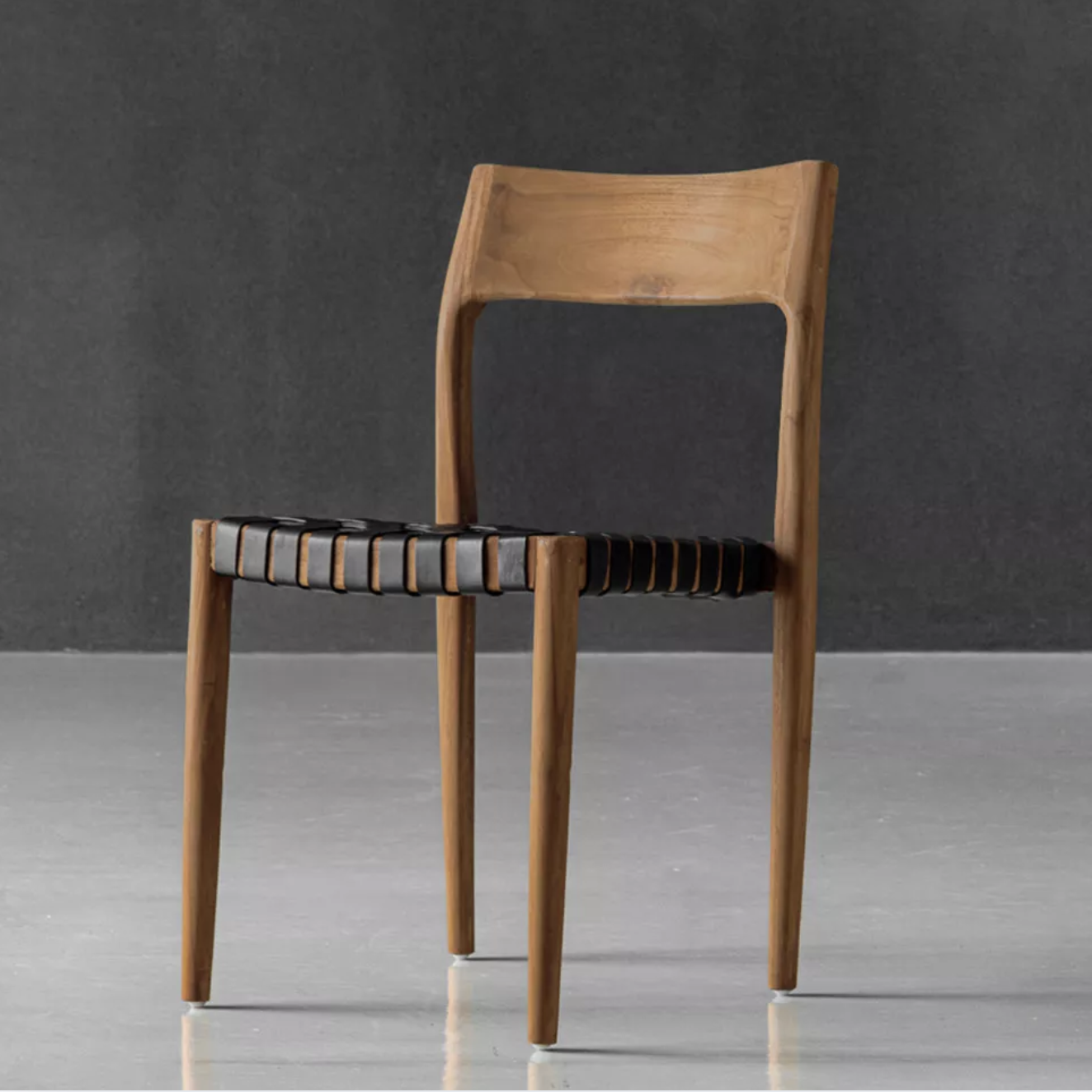 Lento Woven Leather Dining Chair — R2799 on OneDayOnly (was R4000)