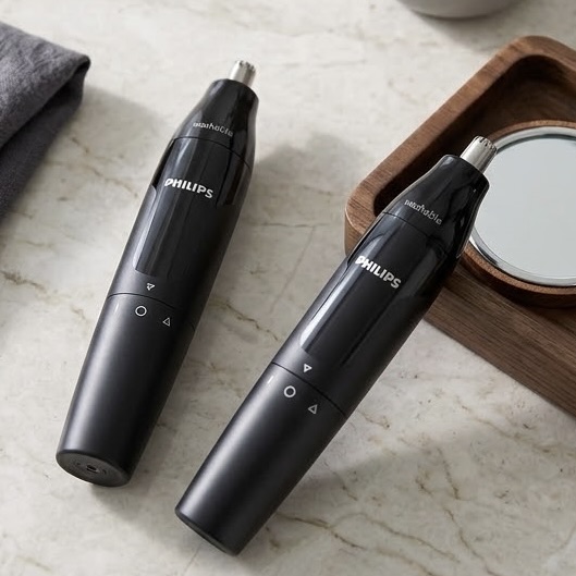 2x Series 1000 Nose and Ear Trimmers (Model: NT1620/15)