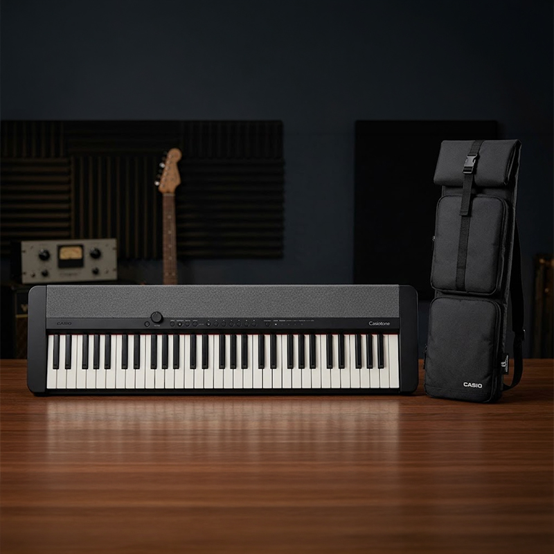 61-Key Casiotone Electric Keyboard with Bag (Model: CT-S1)