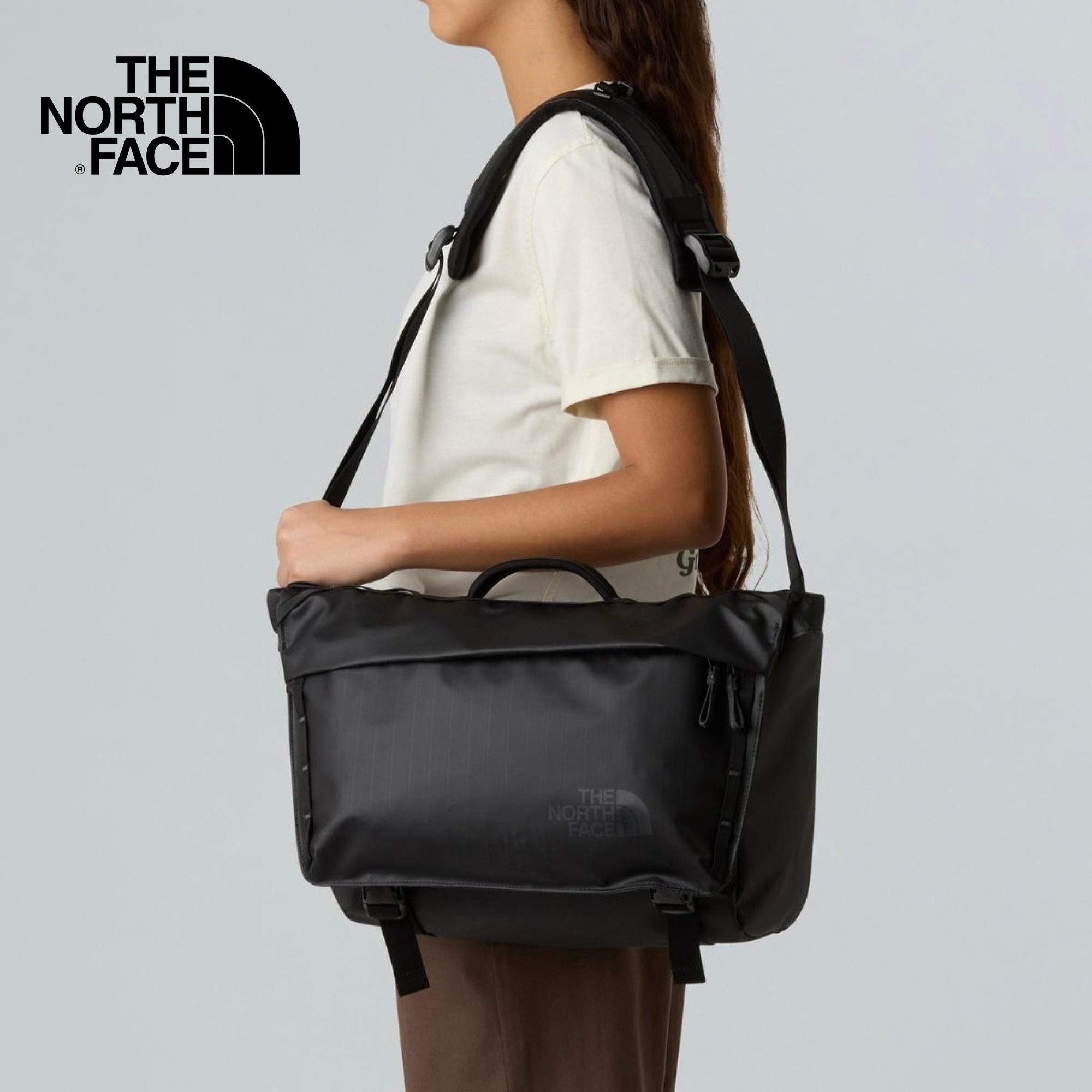 Base Camp Voyager Messenger Bag