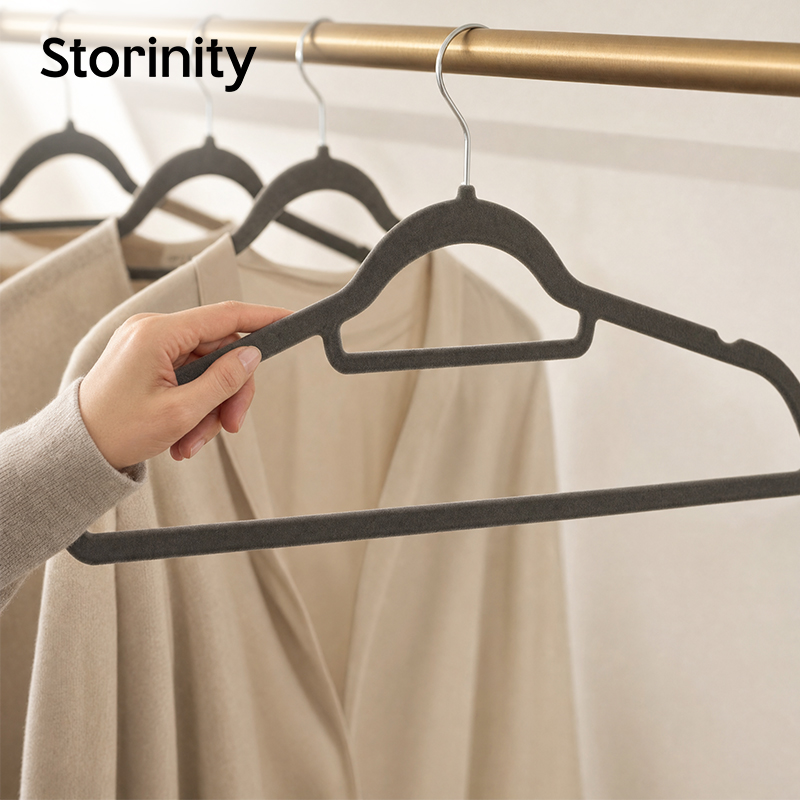 Non-Slip Velvet Clothes Hangers