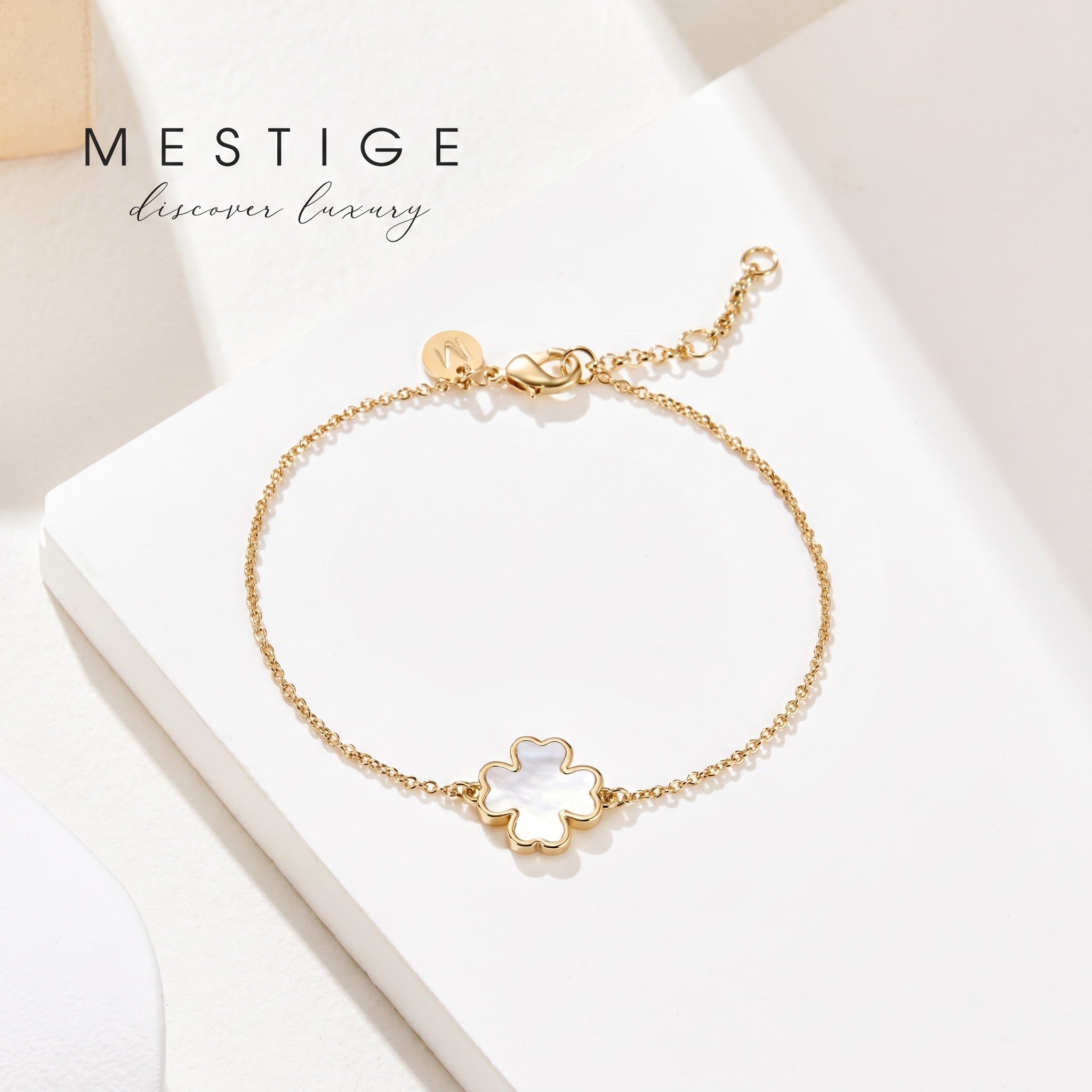 Whitehaven Pearl Bracelet