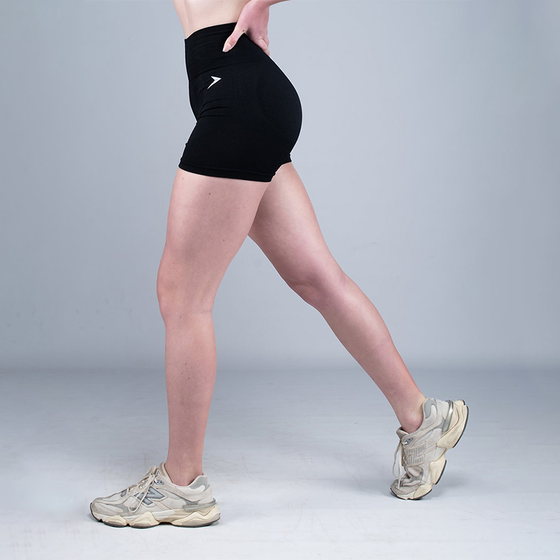 Ladies Noir Blanc Seamless Scrunch Shorts