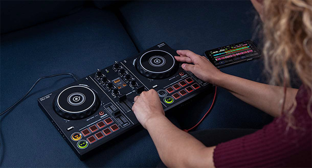 9% off on Pioneer DDJ-200 Smart DJ Controller | OneDayOnly