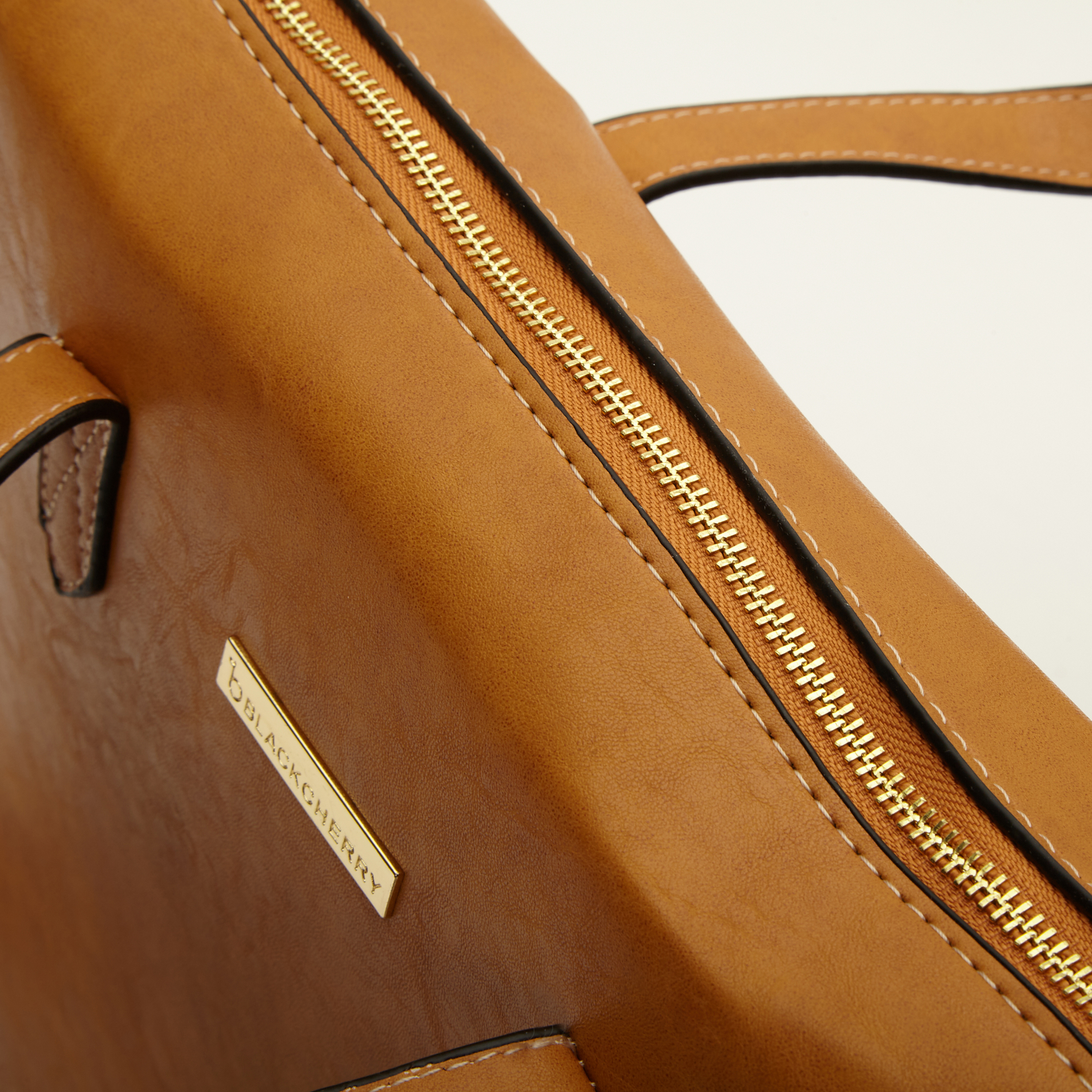 tan structured bag