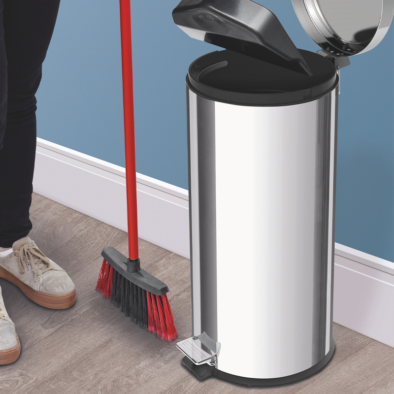 30L Stainless Steel Pedal Trash Bin