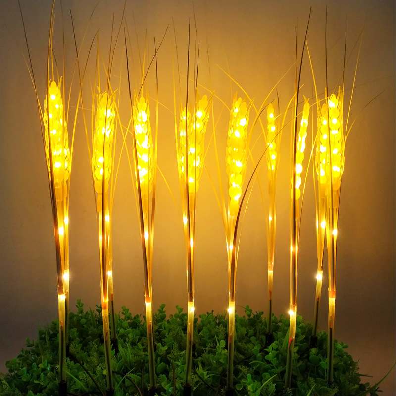 38 off on Outdoor Spike Reed Lights