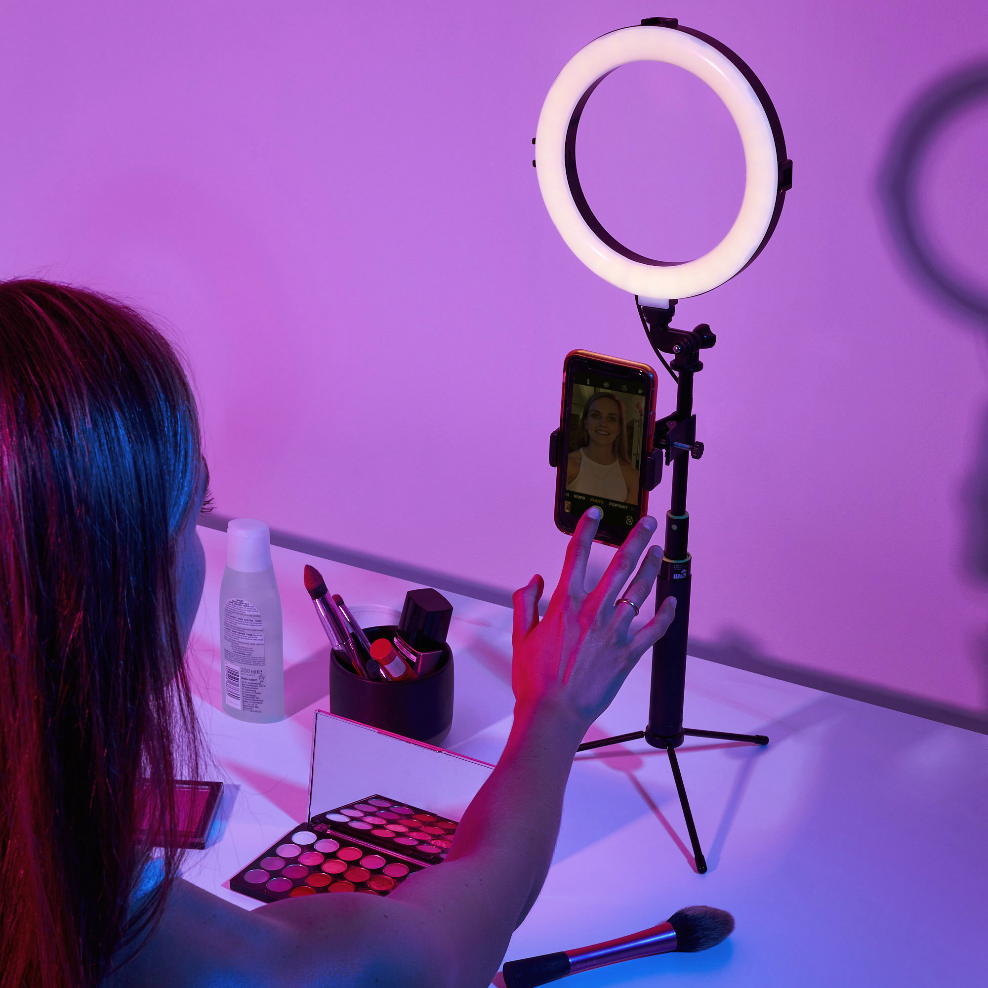 45 off on Fluent 20cm Ring Light with Stand OneDayOnly